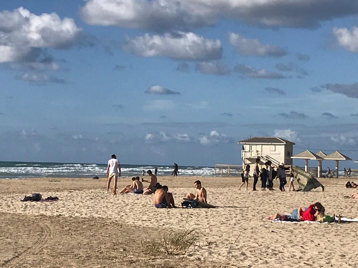 Q Village - Poleg Beach ネタニア エクステリア 写真